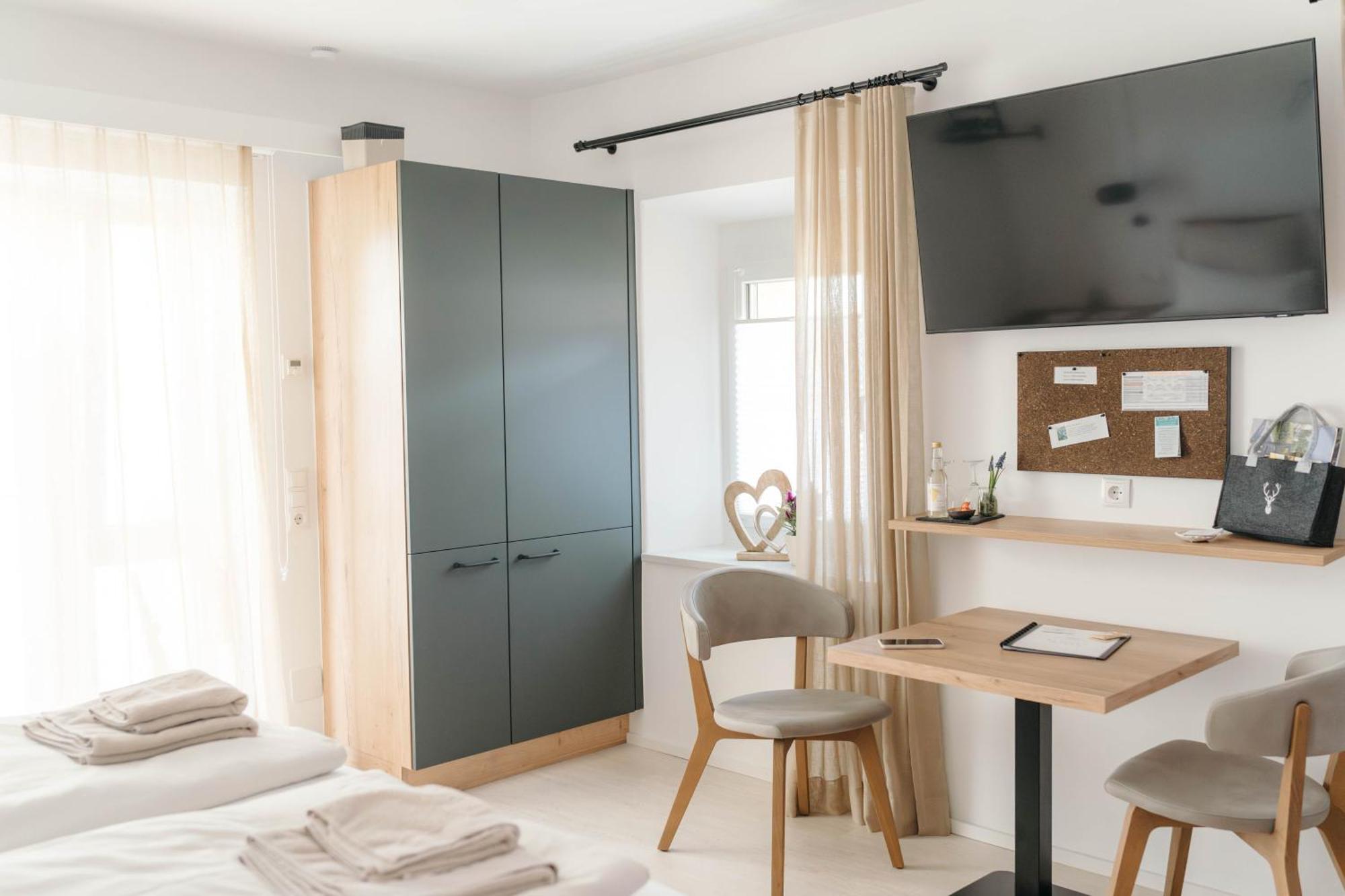 Pension Blumenwiese - Mitten Im Thermenland Burgau Ngoại thất bức ảnh
